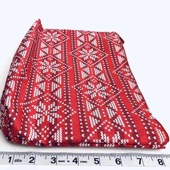 Thirty-one Zipper Pouch, Holiday Fair Isle - Picture 6 of 7
